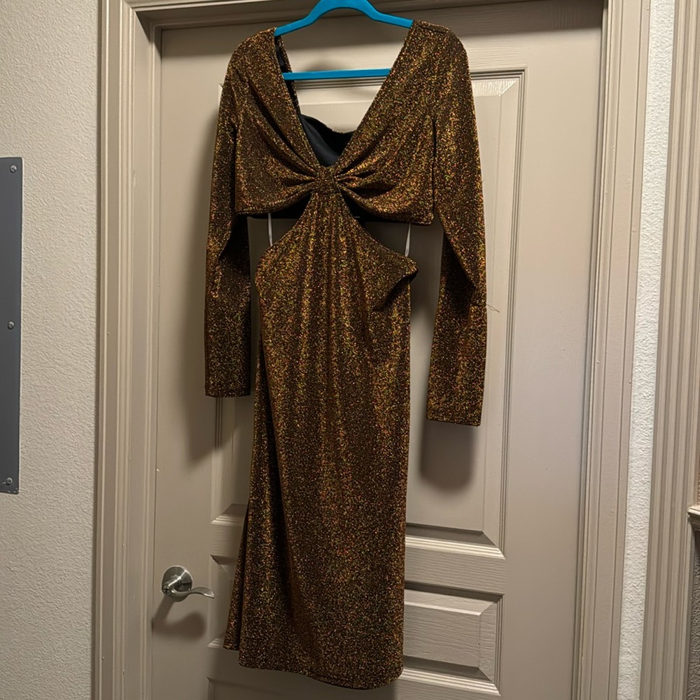 NWT Lulus back cutout bronze sparkle dress